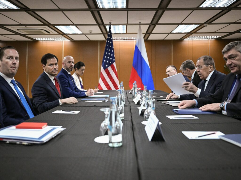 Top US and Russian diplomats discuss Ukraine war in Manila Top US and Russian diplomats discuss Ukraine war in Manila