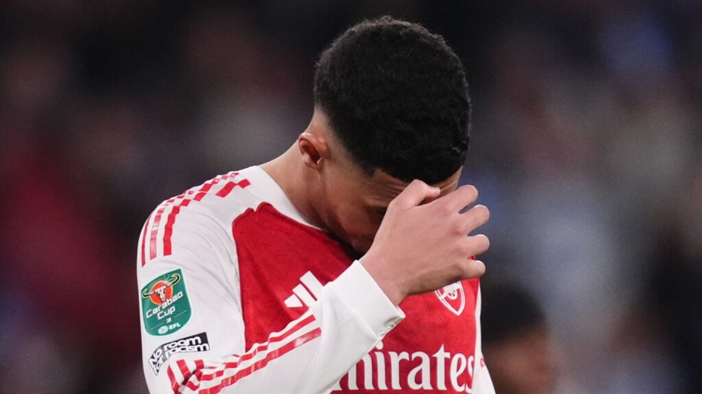 William Saliba injury: Arsenal confirm France international will miss ‘extended period’ after returning from World Cup with back problem William Saliba injury: Arsenal confirm France international will miss 'extended period' after returning from World Cup with back problem