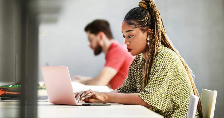Ivy League economics professor suspects half his students cheat using AI – National Ivy League economics professor suspects half his students cheat using AI - National