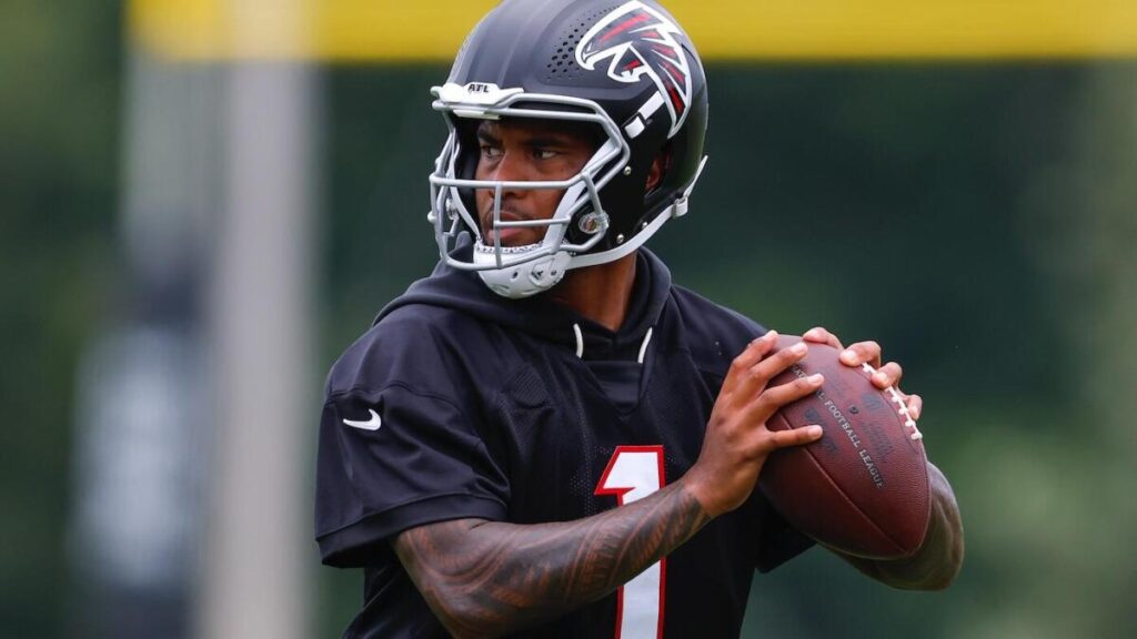 Falcons sign veteran QB with Tua Tagovailoa working through injury, Michael Penix Jr. still out of team drills Falcons sign veteran QB with Tua Tagovailoa working through injury, Michael Penix Jr. still out of team drills