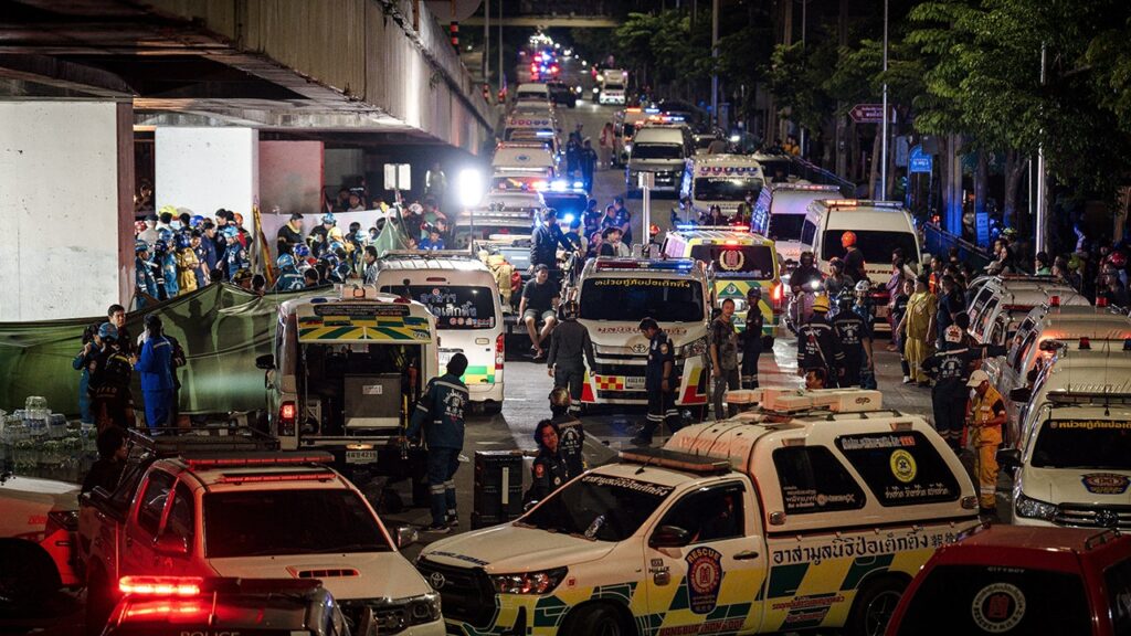 Massive fire rips through pub, killing at least 27 as patrons flee smoke Massive fire rips through pub, killing at least 27 as patrons flee smoke