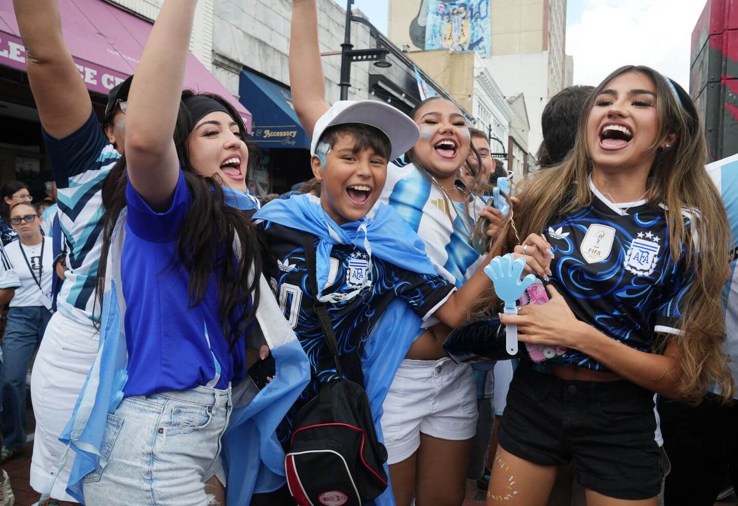 Soccer Football - FIFA World Cup 2026 - Semi Final - England v Argentina - Fans gather in Atlanta - Atlanta, Georgia, U.S. - July 15, 2026 Argentina fans gather before the match REUTERS/Megan Varner