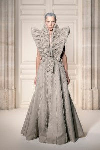 Viktor&Rolf fall 2026 Couture Collection at Paris Couture Week