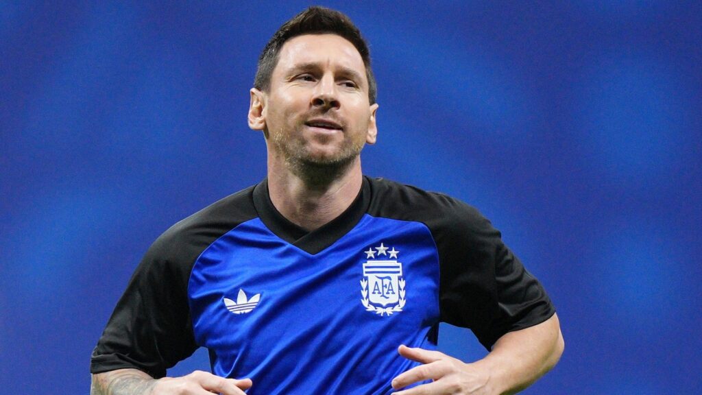 Lionel Messi aims to move clear in the race for the World Cup golden boot Lionel Messi aims to move clear in the race for the World Cup golden boot