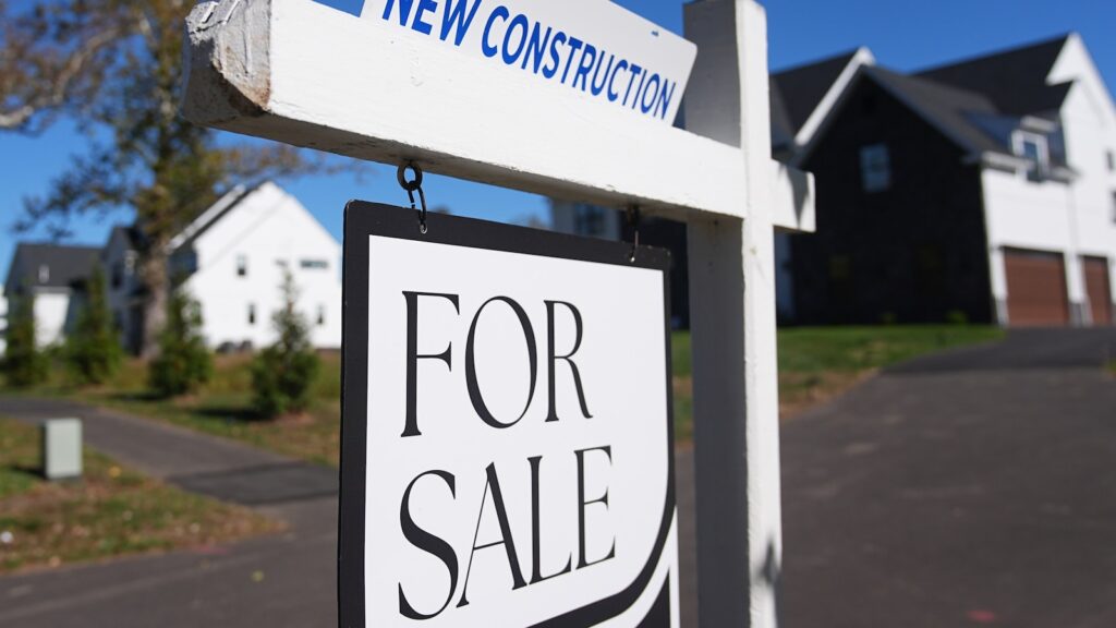 Average 30-year US mortgage rate climbs to 6.58%, highest level in nearly a year Average 30-year US mortgage rate climbs to 6.58%, highest level in nearly a year