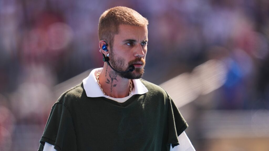 World Cup halftime performers see jump in song streams, Justin Bieber up 110%