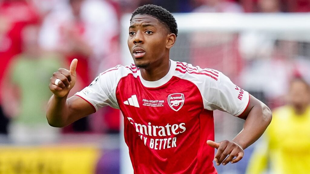 Man Utd set for Myles Lewis-Skelly transfer boost as star ‘says yes’ to move Man Utd set for Myles Lewis-Skelly transfer boost as star 'says yes' to move