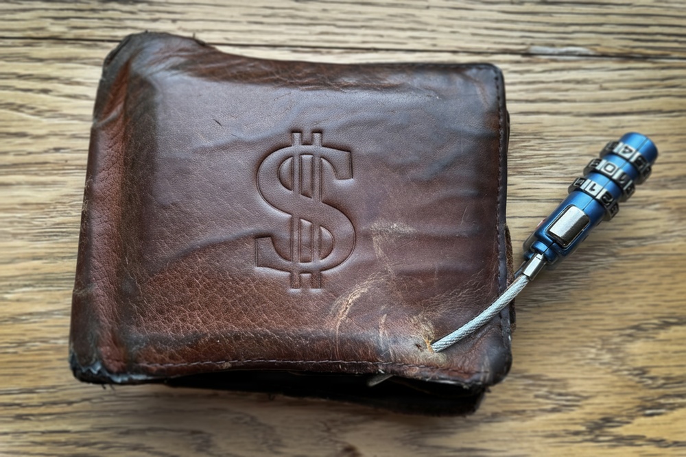 Lock your wallet: How to protect against personal attacks in the digital age of finance Lock your wallet: How to protect against personal attacks in the digital age of finance