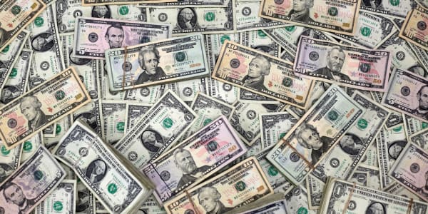 Between earn-nothing cash, broken long-term bonds, these are the safety trades of 2026 market