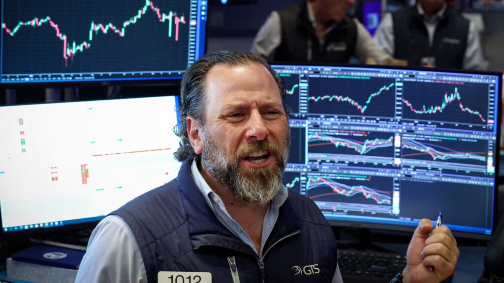 Stock futures are little changed after Wall Street starts the week with losses, hurt by higher oil prices and rising yields: Live updates Stock futures are little changed after Wall Street starts the week with losses, hurt by higher oil prices and rising yields: Live updates