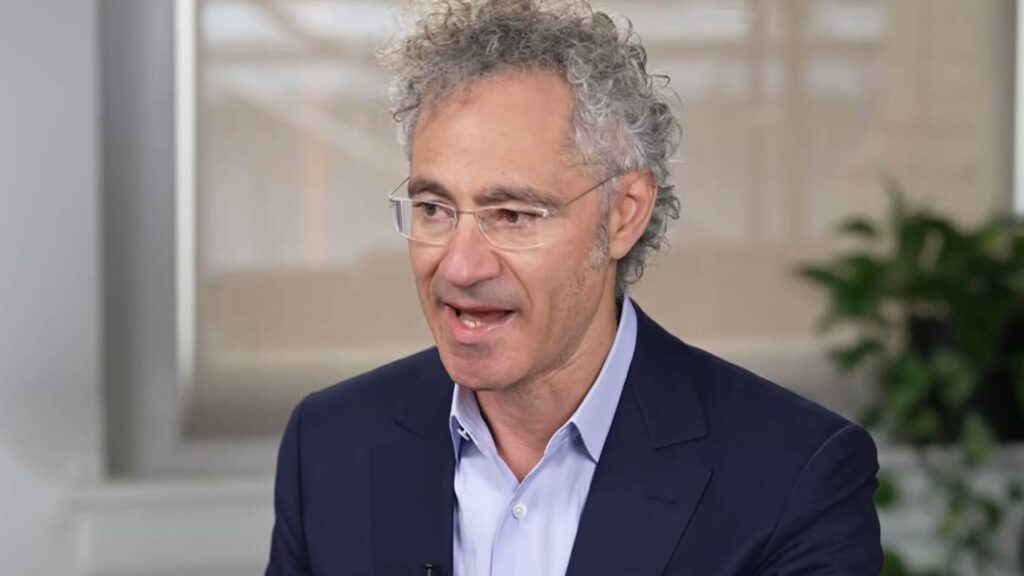 Palantir soars 12% on blowout quarter, with U.S. commercial revenue soaring nearly 150% Palantir soars 12% on blowout quarter, with U.S. commercial revenue soaring nearly 150%