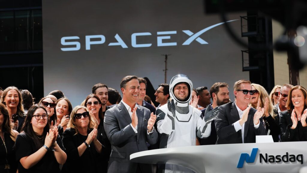 SpaceX shares passed a key test Thursday. Now sophisticated traders are betting the bottom may be in SpaceX shares passed a key test Thursday. Now sophisticated traders are betting the bottom may be in
