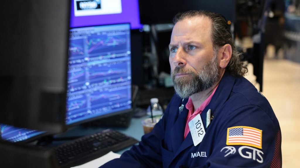 Stock futures fall after U.S. strikes Iran; Wall Street heads for winning month: Live updates Stock futures fall after U.S. strikes Iran; Wall Street heads for winning month: Live updates