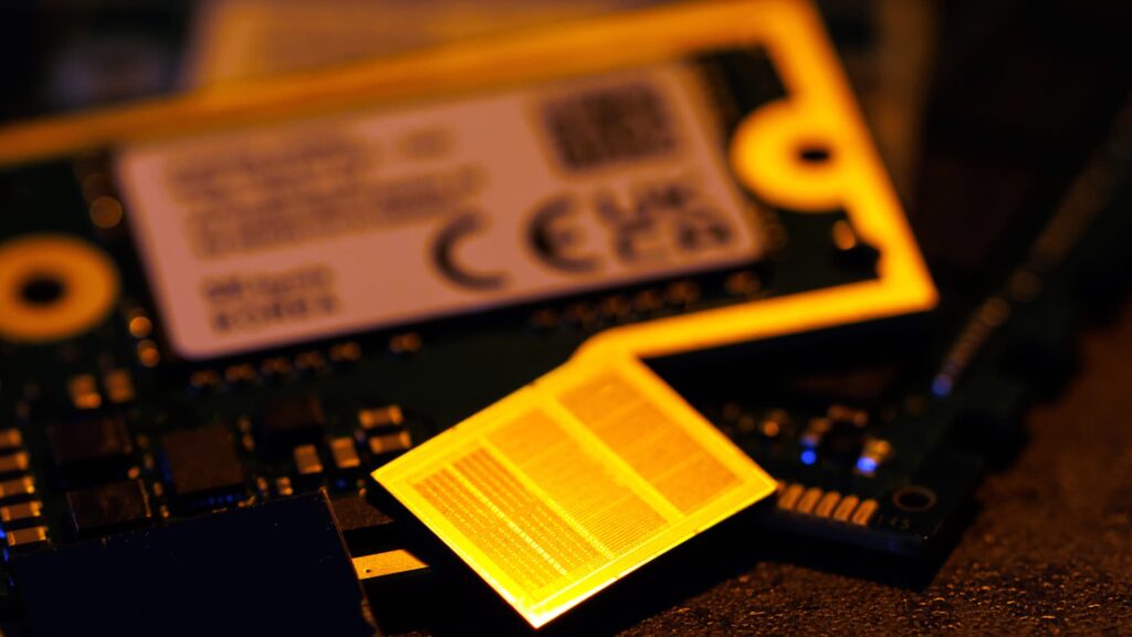 Asian tech stocks drop with SK Hynix plunging 10% after Wall Street AI names fall Asian tech stocks drop with SK Hynix plunging 10% after Wall Street AI names fall