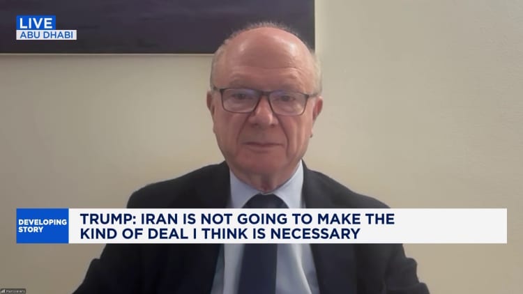 Former Ambassador reacts to Trump's threat to 'bomb' Oman