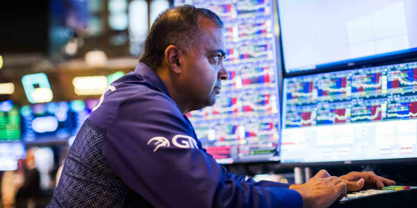 S&P 500 snaps 3-day losing streak as extraordinary Treasury action provides some rate relief