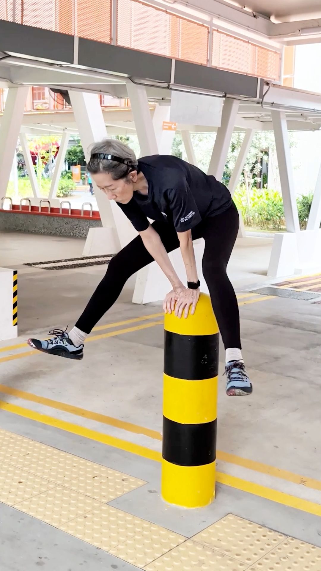 120430_SingaporeSeniorParkour_Vertical_Clean_Thumb.jpg