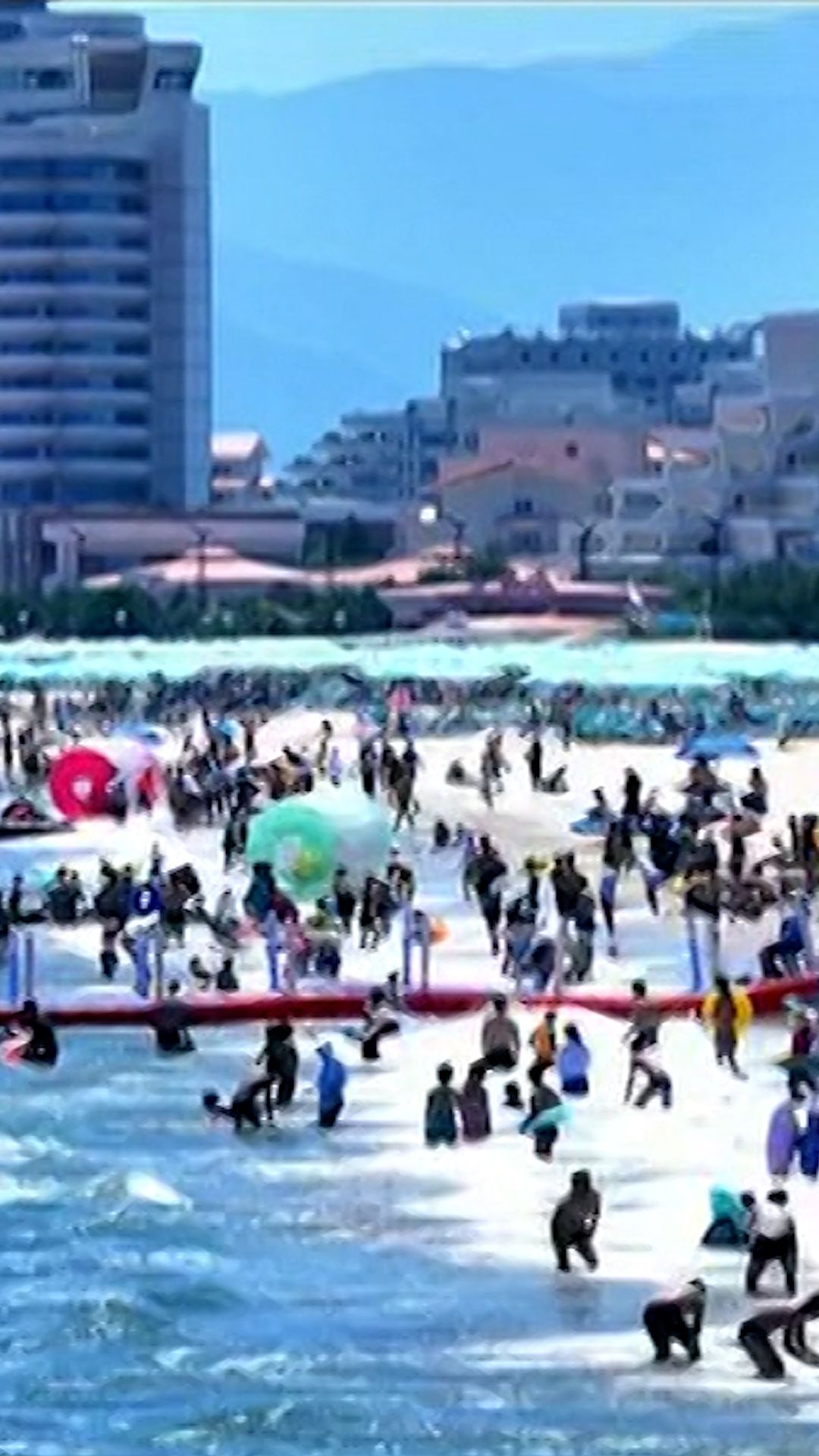120444_DPRKHeatBeachBusy-huk-digvid-vrtc-clean-thumbnail.jpg