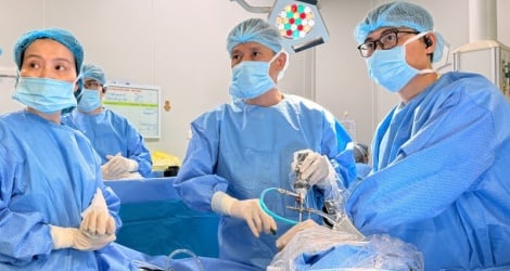 Medical news update August 14th: Vietnamese healthcare is gradually becoming a preferred choice for international patients. Medical news update August 14th: Vietnamese healthcare is gradually becoming a preferred choice for international patients.