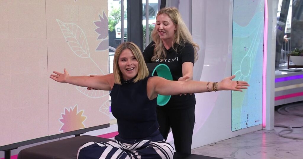 Assisted Stretching: What to Know About the New Wellness Trend Assisted Stretching: What to Know About the New Wellness Trend