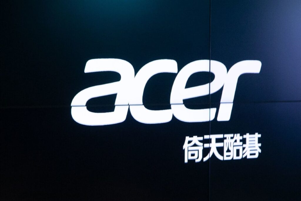 Acer Gadget lifts revenue on smart