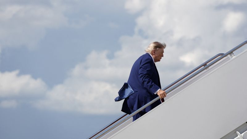 Analysis: Trump has a Carter-style Iran problem as the economy drags before the midterms Analysis: Trump has a Carter-style Iran problem as the economy drags before the midterms