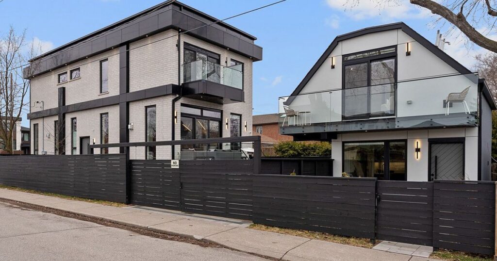 Two modern homes on a single Toronto lot hit market for over $3 million Two modern homes on a single Toronto lot hit market for over $3 million