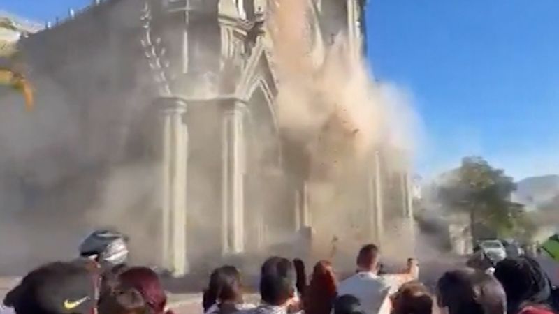 7.4 magnitude earthquake hits Colombia 7.4 magnitude earthquake hits Colombia