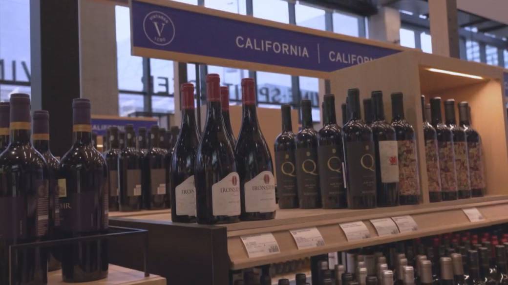 Click to play video: 'Carney defends premiers’ decision to keep U.S. booze off shelves'