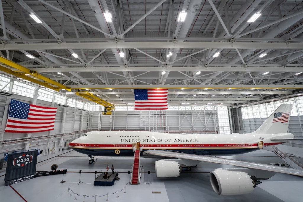 VC-25B Bridge aircraft arrives at Joint Base Andrews, begins commissioning flights.