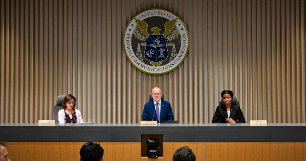 Federal Communications Commission scraps limit on broadcast TV ownership Federal Communications Commission scraps limit on broadcast TV ownership