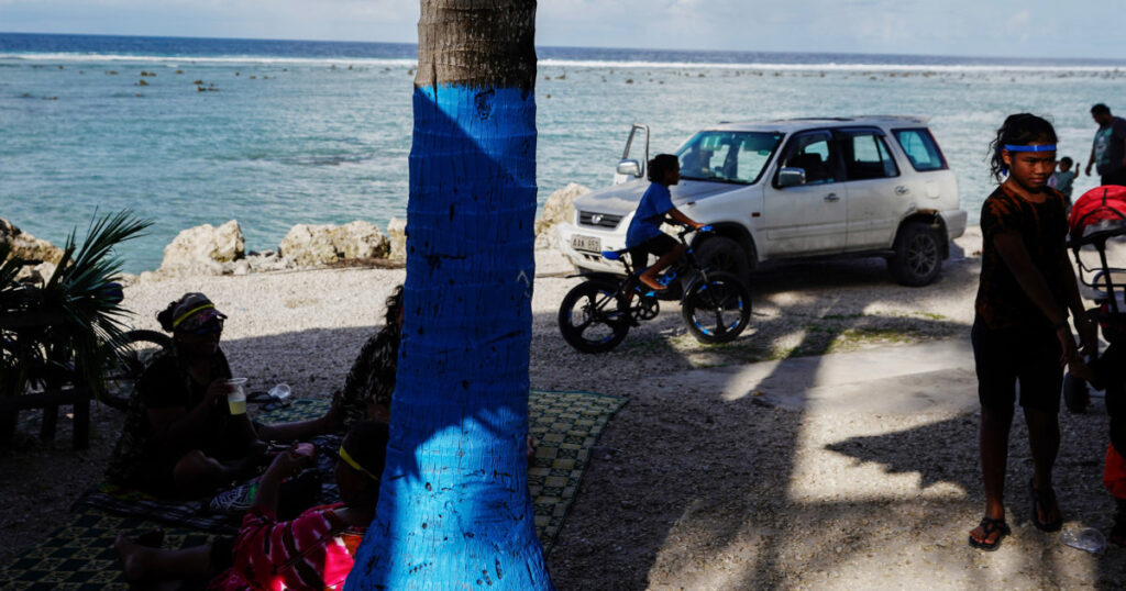 Nauru, the world’s 3rd-smallest country, changes its name to Naoero Nauru, the world’s 3rd-smallest country, changes its name to Naoero