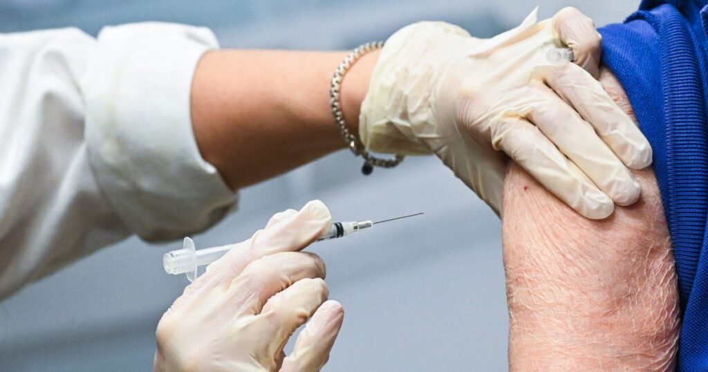 FDA approves 1st mRNA flu shot, from Moderna FDA approves 1st mRNA flu shot, from Moderna