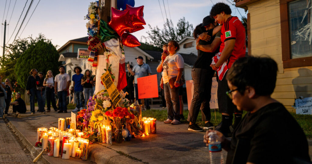 Trump’s ICE crackdown returns to the spotlight as the midterms loom: From the Politics Desk Trump’s ICE crackdown returns to the spotlight as the midterms loom: From the Politics Desk