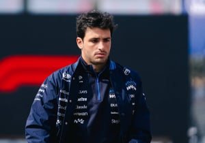 F1 star 'in Williams negotiations' as Carlos Sainz future remains uncertain
