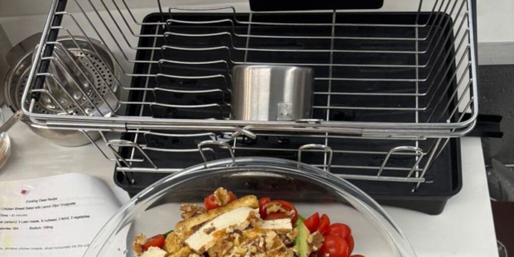 Virginia Tech dietitian shares tips for affordable, healthy school lunches Virginia Tech dietitian shares tips for affordable, healthy school lunches