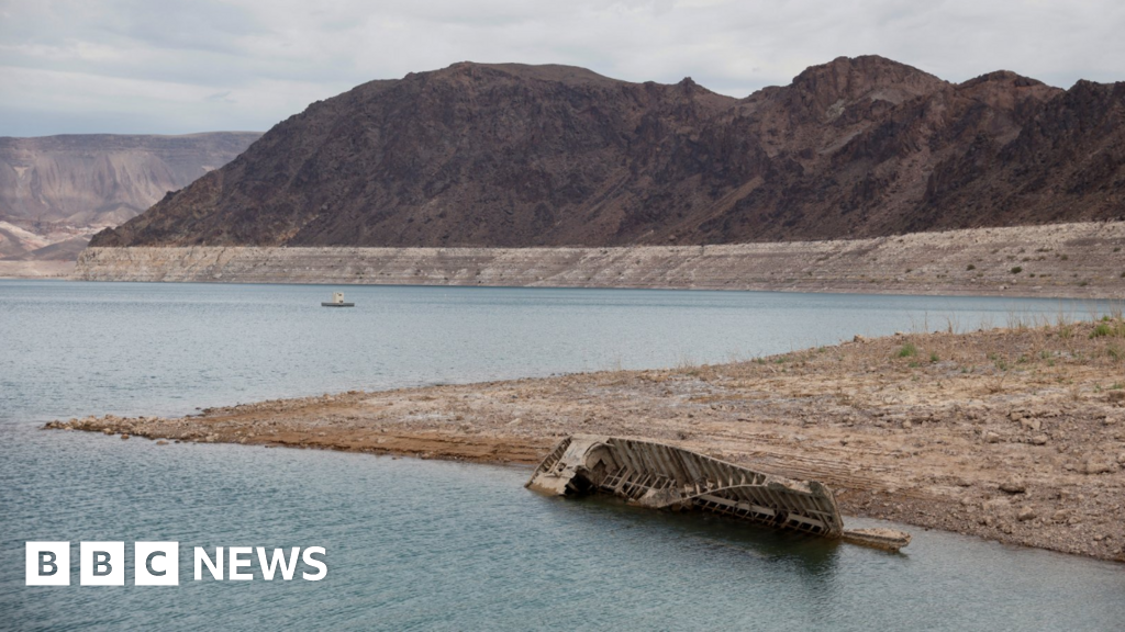 Apparent human remains found in US reservoir as water levels hit record low Apparent human remains found in US reservoir as water levels hit record low