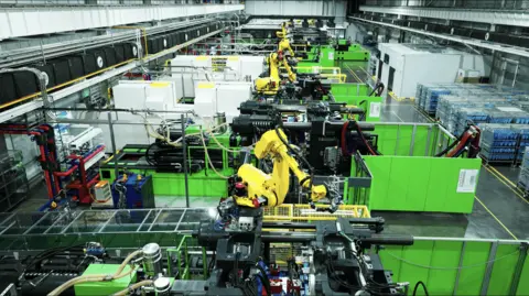 Machines inside the Leapmotor factory.