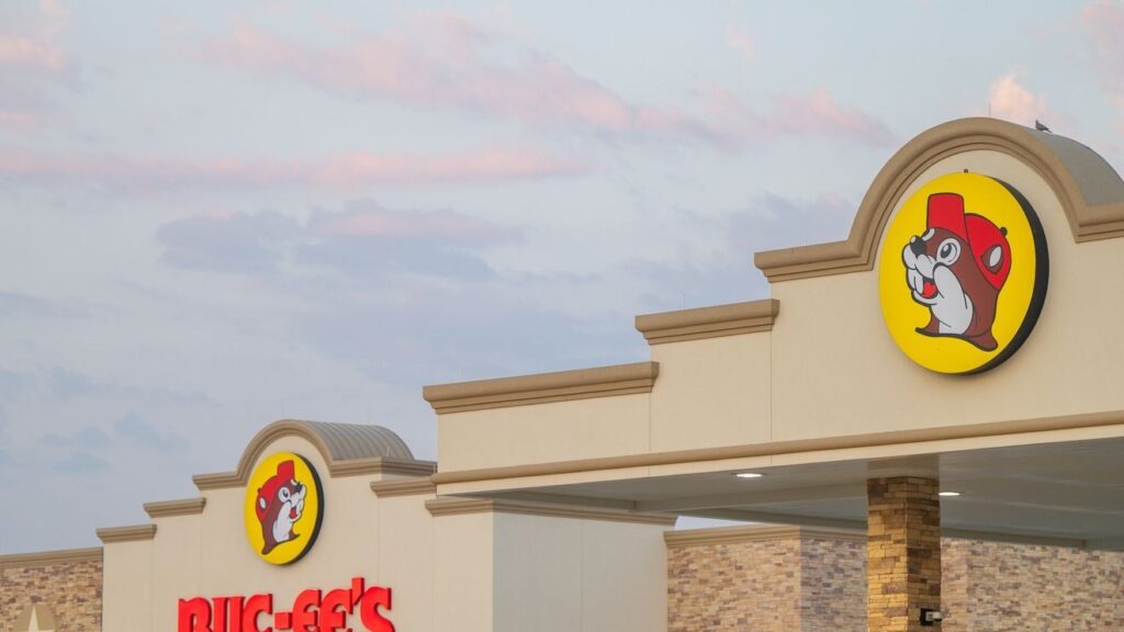 Buc-ee’s to open new 74,000-square-foot travel center in San Marcos August 12 Buc-ee's to open new 74,000-square-foot travel center in San Marcos August 12