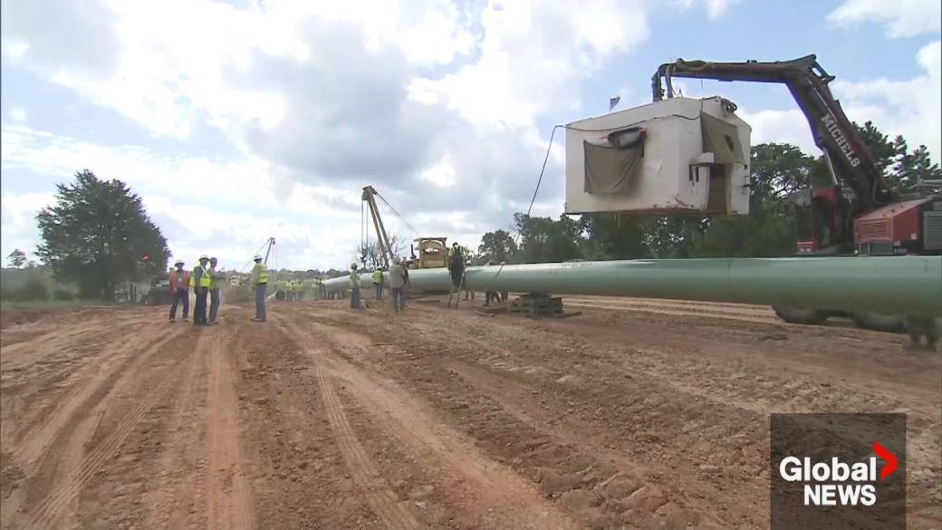 Click to play video: 'Trump wants Keystone XL pipeline built ‘now’ — but is there industry appetite?'