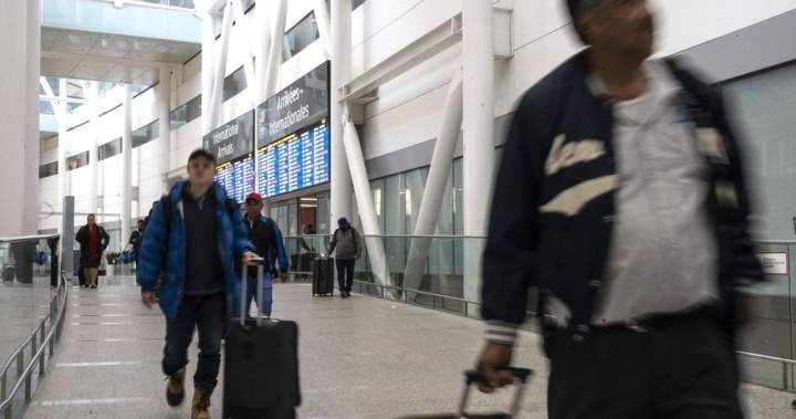 Many Canadians unaware federal travel advisories can void insurance: survey – National Many Canadians unaware federal travel advisories can void insurance: survey - National