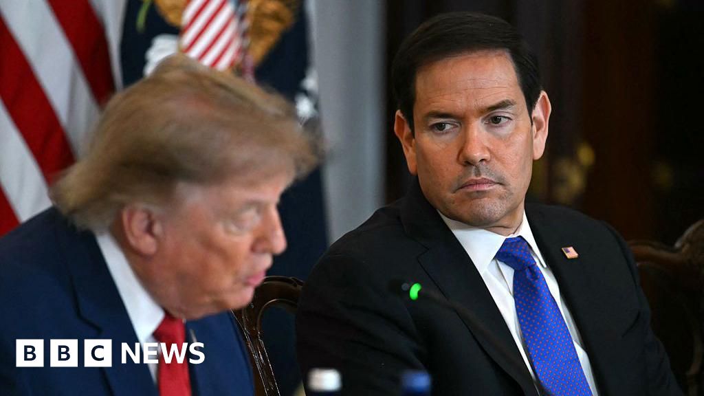 Trump scales up Cuban sanctions targeting state Trump scales up Cuban sanctions targeting state