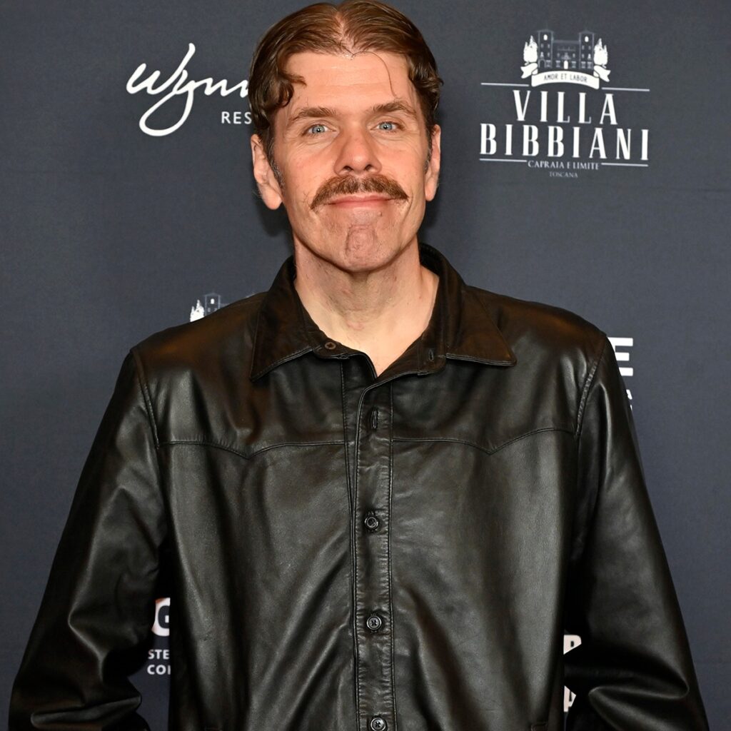 Perez Hilton Hospitalized After Appearing to Self Perez Hilton Hospitalized After Appearing to Self