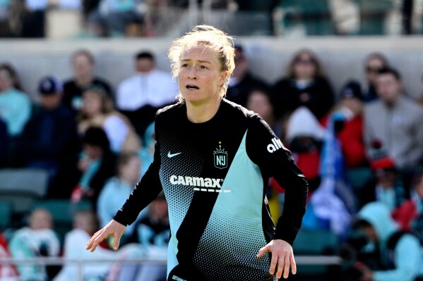 Gotham FC defender Emily Sonnett in action against the Kansas City Current during an NWSL soccer match, Saturday, April 4, 2026, in Kansas City, Mo. (AP Photo/Reed Hoffmann,File)