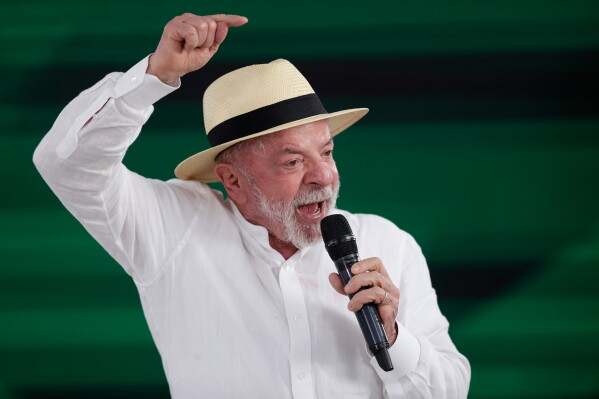 Brazilian President Luiz Inacio Lula da Silva speaks during a visit to the Andaraí Hospital, in Rio de Janeiro, Tuesday, July 28, 2026. (AP Photo/Bruna Prado)