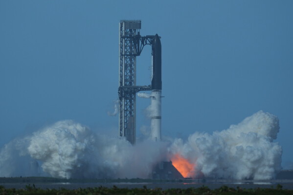 SpaceX's mega rocket Starship begins its take off but is aborted, in Starbase, Texas, Thursday, July 16, 2026. (AP Photo/Eric Gay)
