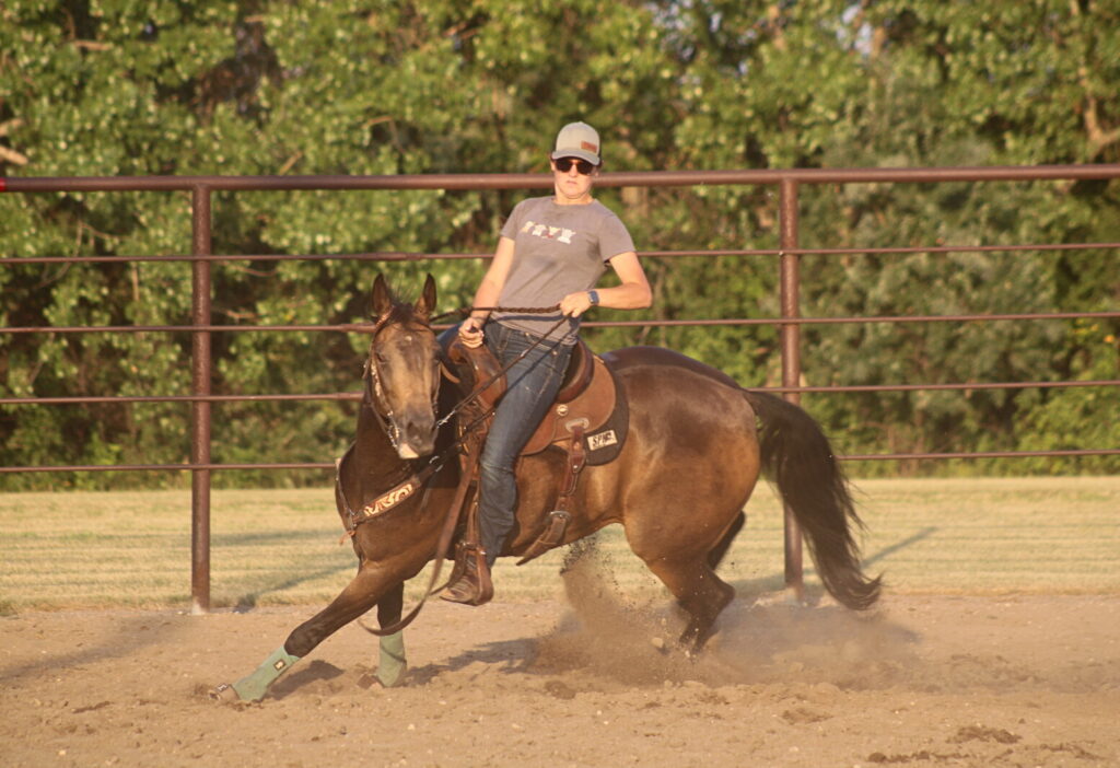 Red River Riding Club benefit raises $1,000 for food pantry