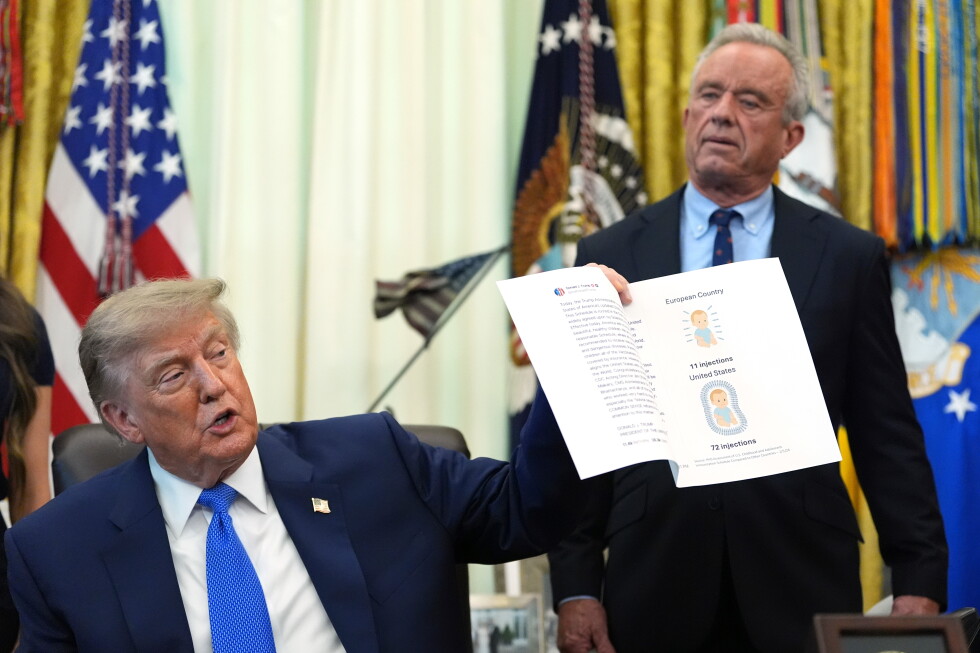 Trump signs order calling for spacing out childhood vaccines, against medical groups’ guidance Trump signs order calling for spacing out childhood vaccines, against medical groups' guidance