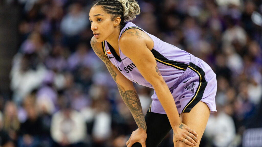How to watch the Dallas Wings vs Golden State Valkyries: TV/ live stream info for tonight’s game How to watch the Dallas Wings vs Golden State Valkyries: TV/ live stream info for tonight's game