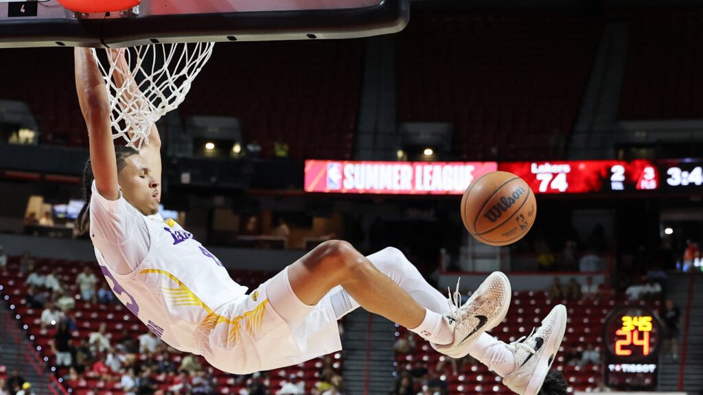 Lakers’ Cameron Carr ranked among leaders in one category in NBA 2K27 Lakers' Cameron Carr ranked among leaders in one category in NBA 2K27